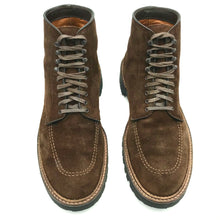 Load image into Gallery viewer, LaRossa Shoe and Alden special make up Indy Boot D1916H in Reverse Tobacco Chamois.