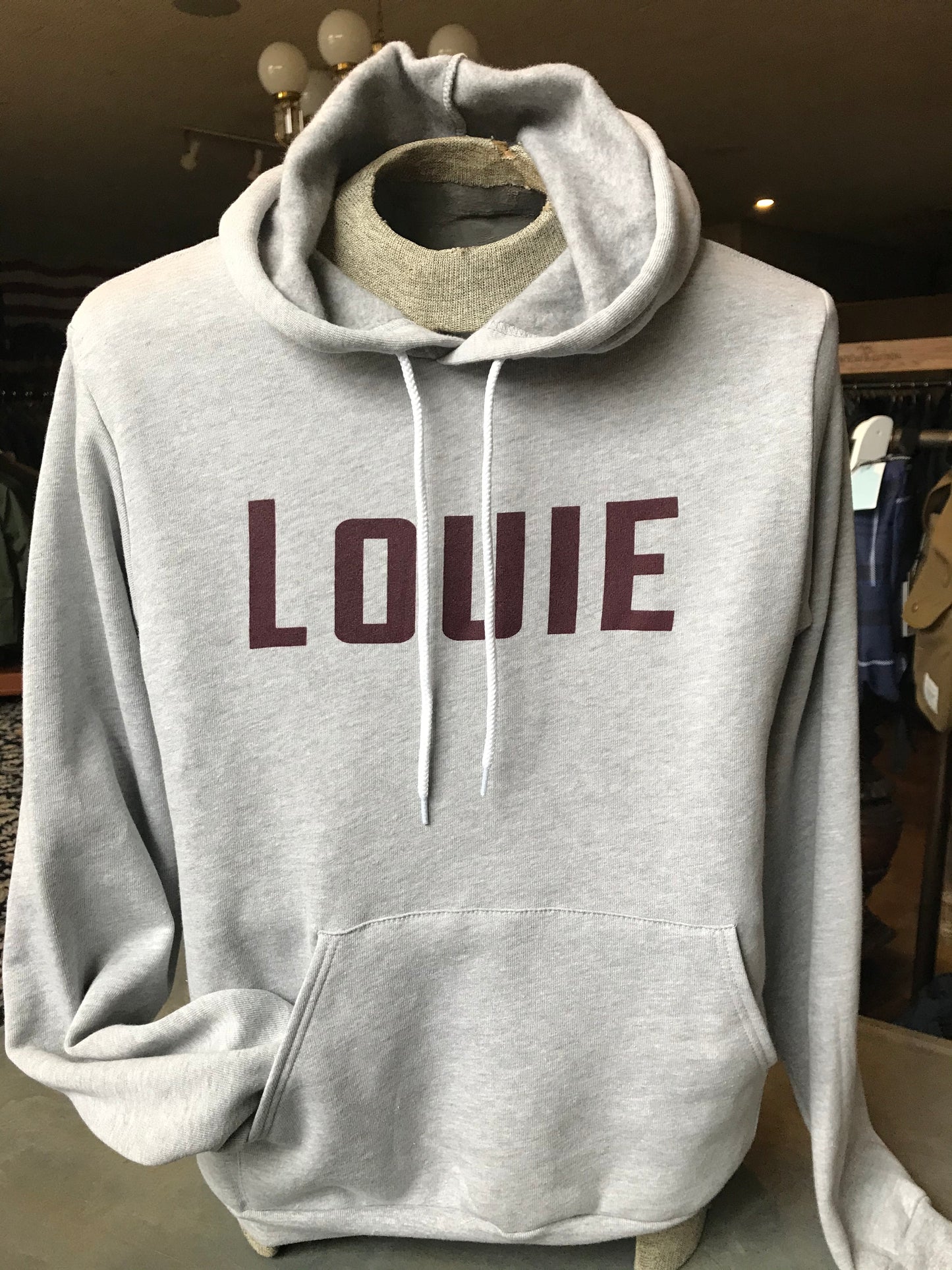 LOUIE Sweatshirt