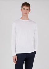 Load image into Gallery viewer, Model wearing Sunspel Classic LS Crew Neck T-shirt in White.