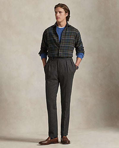 Model wearing POLO Ralph Lauren - LS Brushed Flannel Sport Shirt w/ Estate Collar - Plaid
