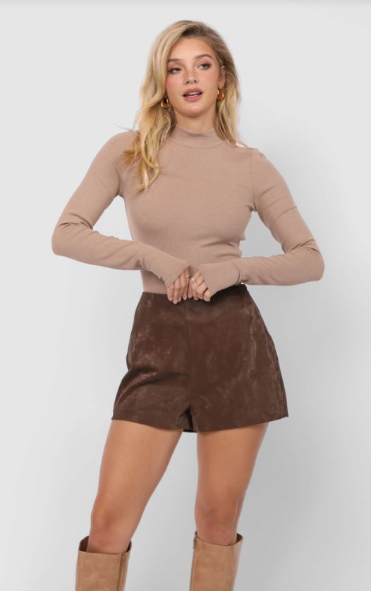 Sadie & Sage - Ronan Mock Neck Top w/ Thumbhole