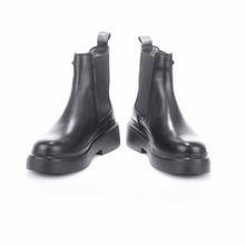 Load image into Gallery viewer, Barbour - Celina Chelsea Boot - Black

