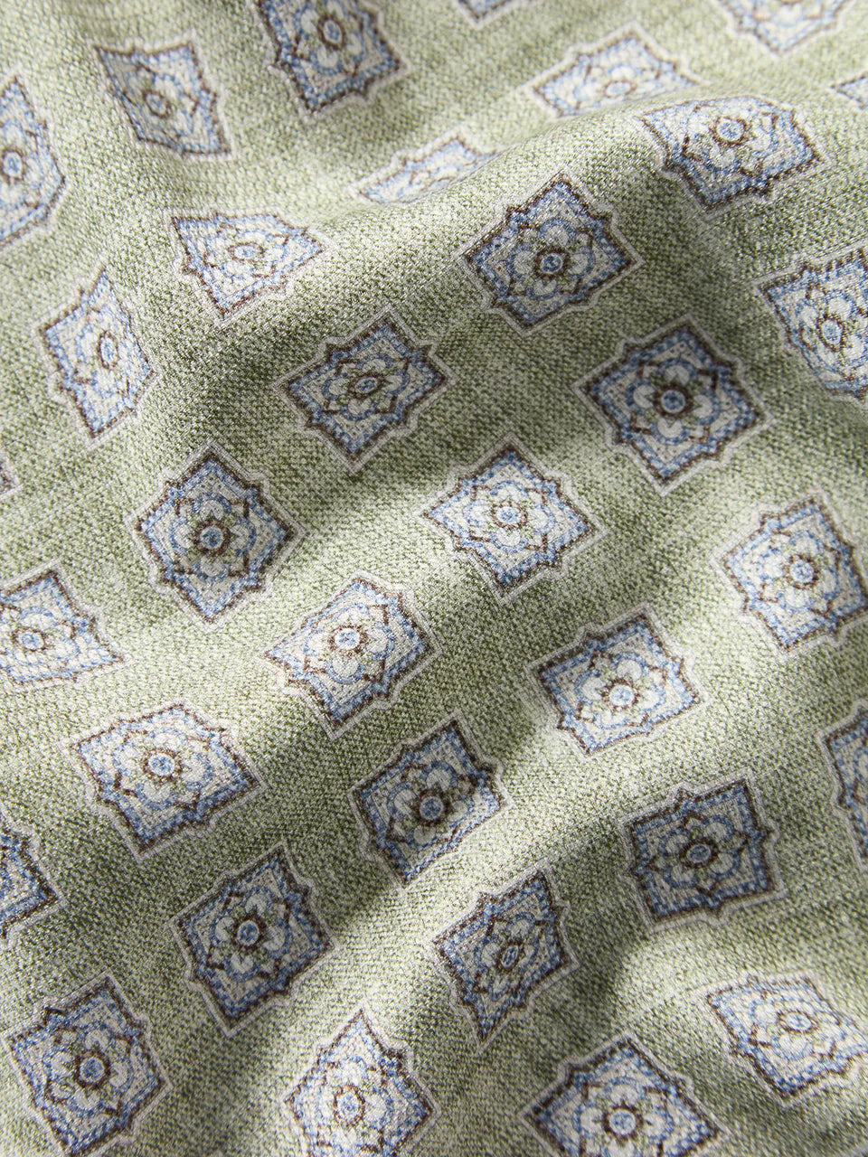 Robert Talbott - Colton Reversible Medallion/Neat Pocket Square