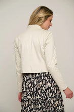 Load image into Gallery viewer, Model wearing Rino &amp; Pelle - Rian Jacket in Birch - back.
