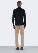 Load image into Gallery viewer, John Smedley - Richards Extra Fine Merino Wool Jumper
