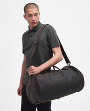 Load image into Gallery viewer, Barbour - Wax Holdall
