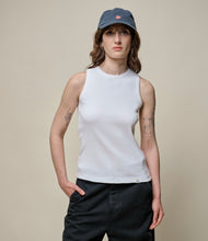 Load image into Gallery viewer, Model wearing Merz B. Schwanen - Good Basics W Rib Tank in White.
