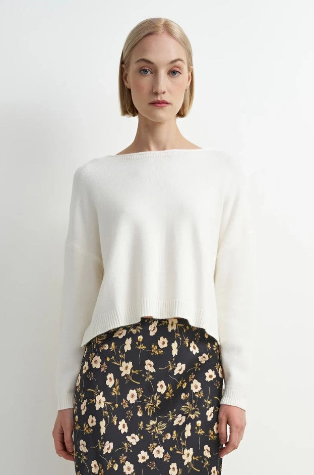 Astrid - Timeless Crew Sweater