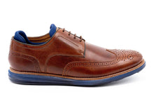 Load image into Gallery viewer, Martin Dingman Countryaire Wingtip in Cigar.
