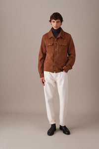 Model wearing Valstar Suede Trucker Jacket in Sandal.