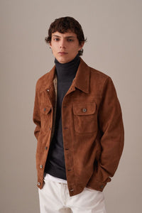 Model wearing Valstar Suede Trucker Jacket in Sandal.