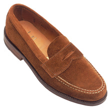 Load image into Gallery viewer, Alden 6243 penny loafer in snuff suede.
