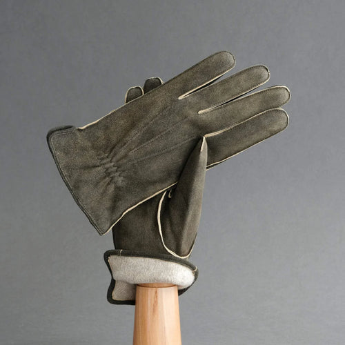 Thomas Riemer - Gentlemen's Sporty Gloves From Walnut Goatskin - Lined with Cashmere in Walnut.