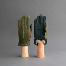 Load image into Gallery viewer, Thomas Riemer - Ladies Gloves From Green Goatskin - Lined with Cashmere in Green multi.
